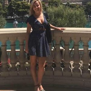 Ralph Lauren dress super cute ties up in front on chest  size s